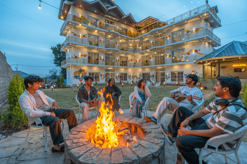 The Social Stays Bir
